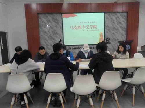 http://ggkb.qcuwh.edu.cn/__local/A/5D/39/85BE81EA6C13D85F31860514F35_650A2858_12C6E.jpg